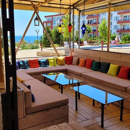 Apartament With View *